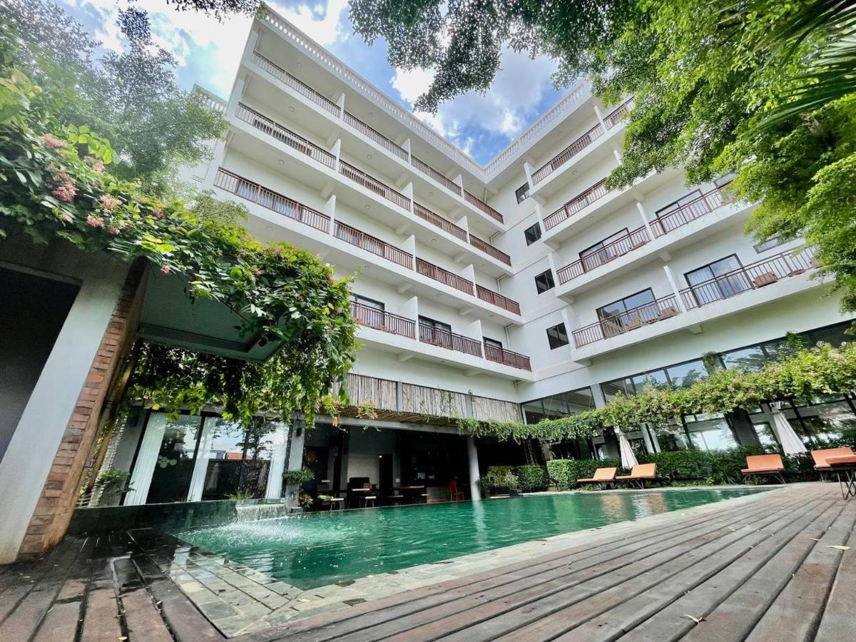Daco Hotel เสียมราฐ ภายนอก รูปภาพ